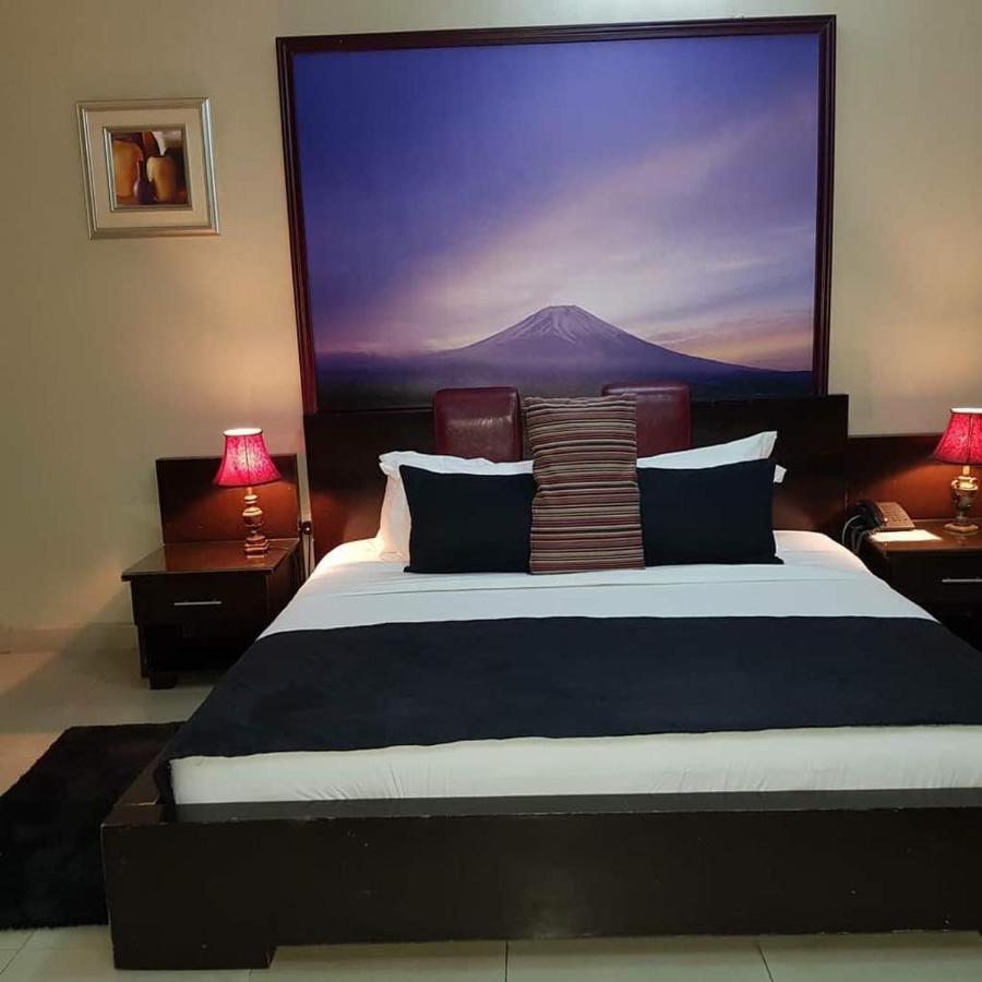 Apartment Royale Hotel & Suite Lagos Dış mekan fotoğraf