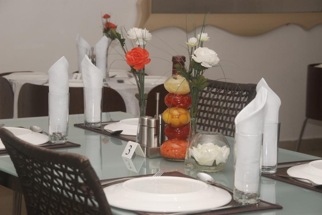 Apartment Royale Hotel & Suite Lagos Dış mekan fotoğraf